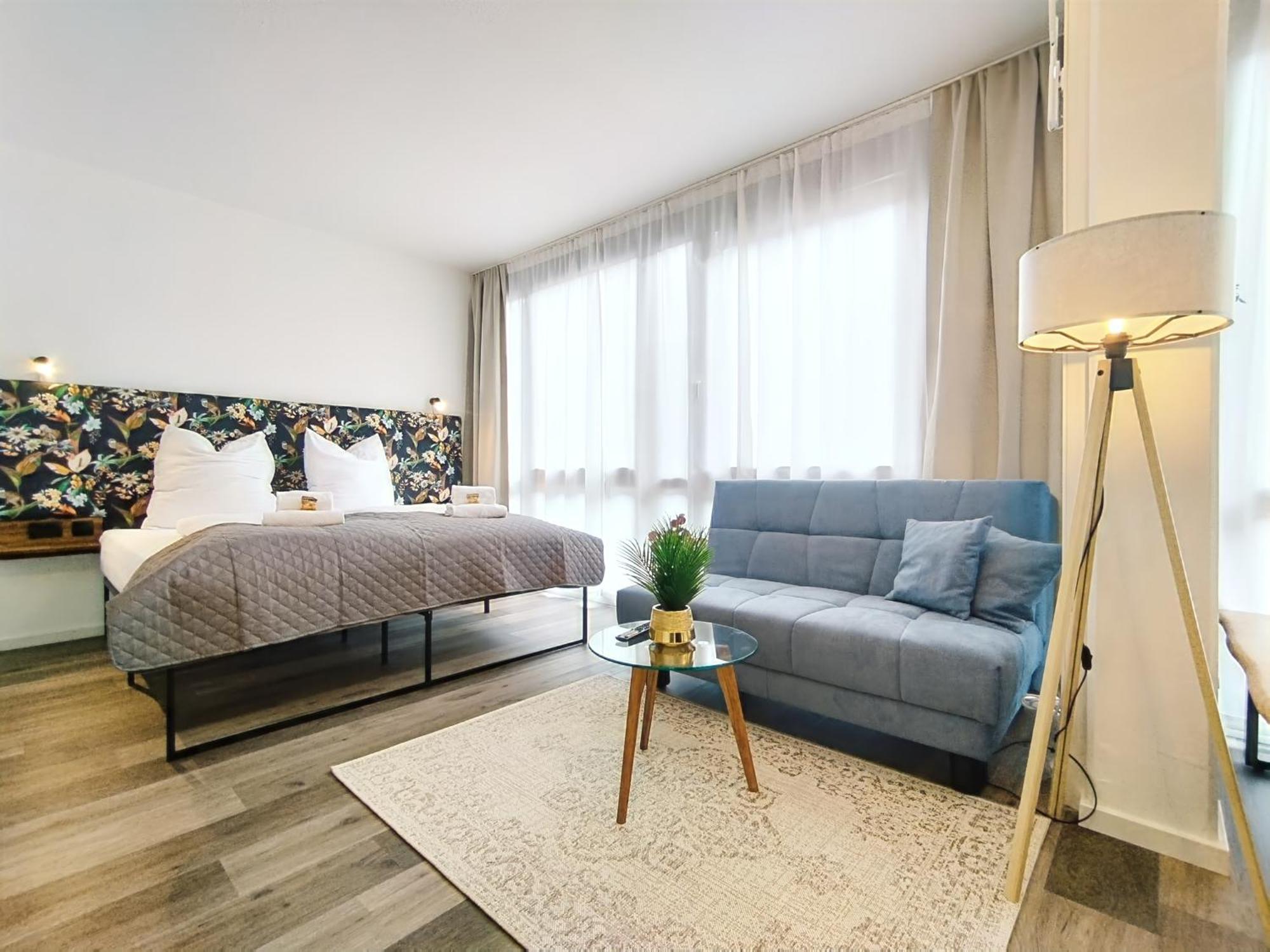 Design-apartment Fuer Bis Zu 4 Im 1 Og, Modern, Dachterrasse, Grill, Ruhige Lage, Plus, Wii, Lan Und Wlan Apartment *