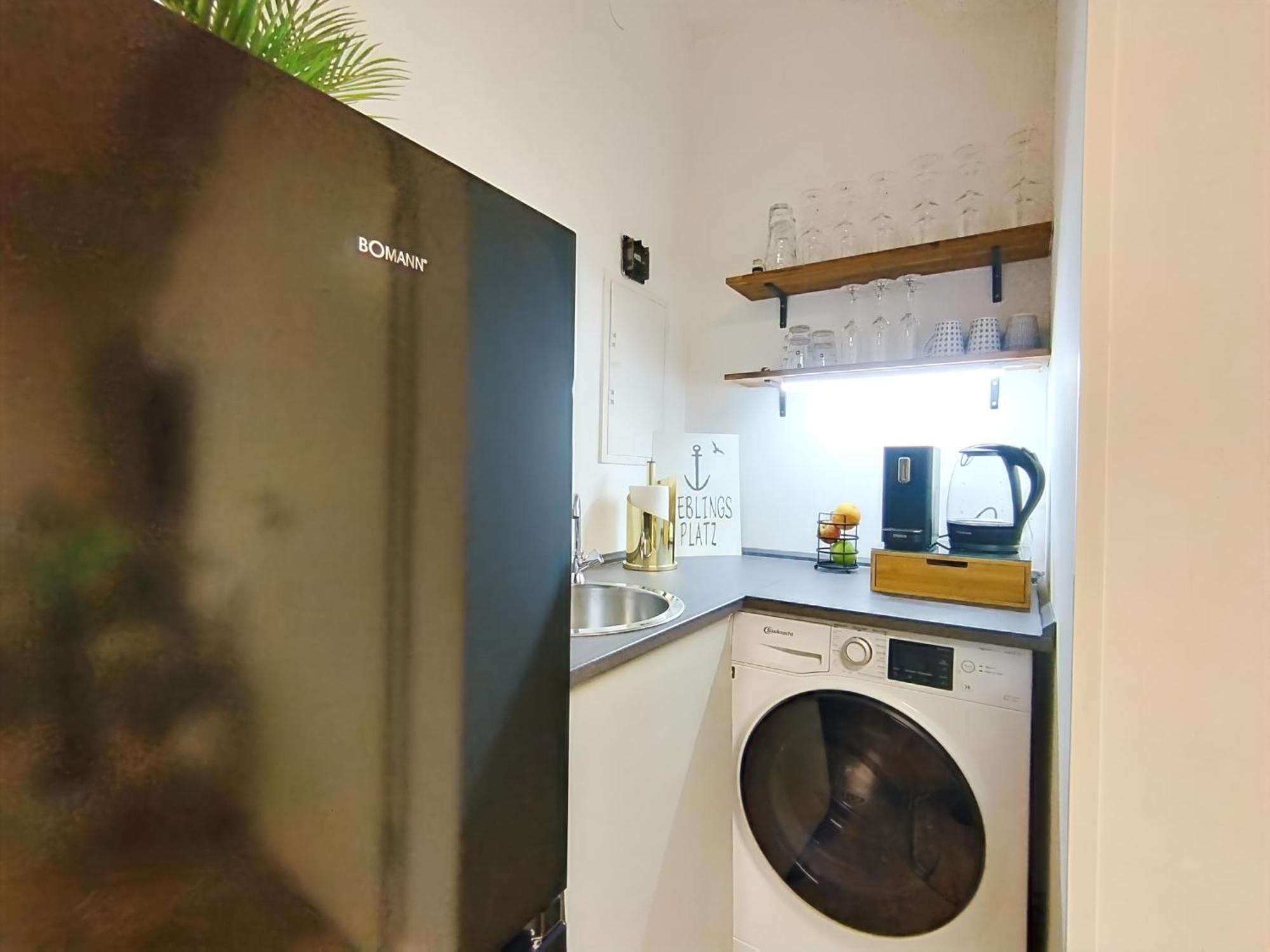 Design-apartment Fuer Bis Zu 4 Im 1 Og, Modern, Dachterrasse, Grill, Ruhige Lage, Plus, Wii, Lan Und Wlan Apartment